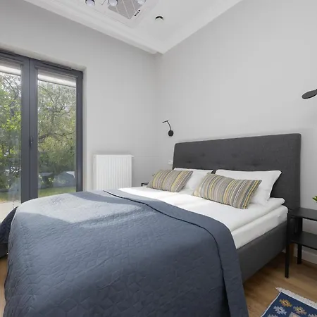 Lägenhet Air Conditioned With Furnished Garden In Center By Renters Prestige Warszawa
